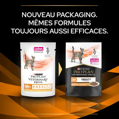 Nouveau packaging Purina Pro Plan Veterinary Diets OM Obesity Management pour chat, mêmes formules. Deux sachets visibles avec logos isfm et VETERINARY CLINICAL NUTRITION.