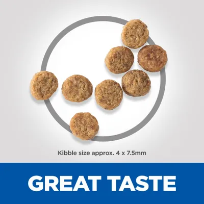 Kibble pieces shown with approximate size 4 by 7.5 millimetres and the phrase 'Great Taste' displayed below.