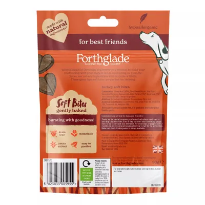 Forthglade turkey soft bites, gently baked, grain free, with botanicals and yucca extract, easy to portion, hypoallergenic, made with natural ingredients. 90g pack.
