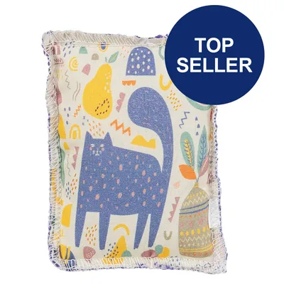 Kissen mit buntem Katzenmotiv und abstrakten Mustern, blaues Kreislabel mit Text 'Top Seller'.