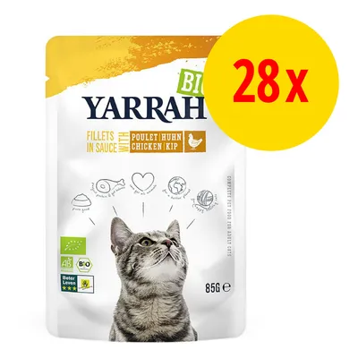 Confezione Yarrah BIO fillets in salsa con pollo, 85 g. Testo visibile: '28x', certificazioni AB, BIO, Beter Leven. Immagine di gatto e simboli illustrativi. Confezione Yarrah BIO fillets in salsa con pollo, 85 g. Testo visibile: '28x', certificazioni AB, BIO, Beter Leven. Immagine di gatto e simboli illustrativi.