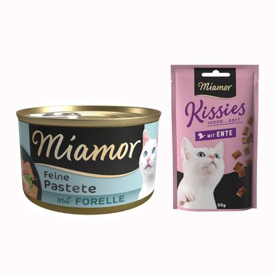 Miamor Feine Pastete mit Huhn, boîte de pâtée pour chat avec image d’un chat blanc et texte en allemand sur l’étiquette.