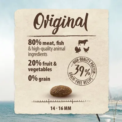 Original, 80% carne, pesce e ingredienti animali di alta qualità, 20% frutta e verdura, 0% cereali, proteine 39%, crocchetta 14–16 mm. Testo in inglese.