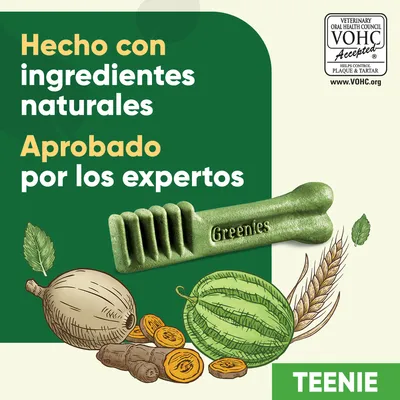 Hecho con ingredientes naturales. Aprobado por los expertos. Greenies Teenie. Sello VOHC Accepted. Imagen de snack en forma de hueso y dibujos de ingredientes vegetales.