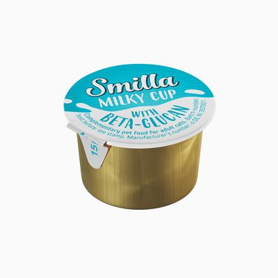 Smilla Milky Cup with Beta-Glucan, aliment complémentaire pour chats adultes, 15 g. Texte en anglais sur l’opercule : complementary pet food for adult cats, batch number, best before.