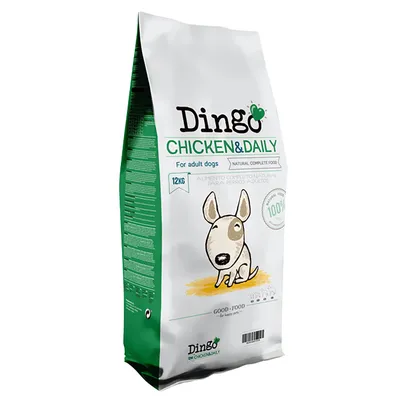 Dingo Chicken & Daily, naturligt fuldfoder til voksne hunde, 12 kg. Illustration af en hund på emballagen. 100% naturlige ingredienser.