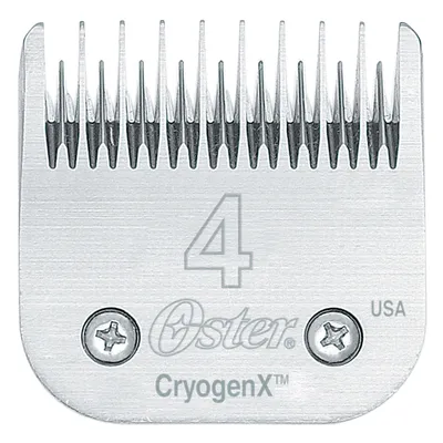 Oster CryogenX Scherkopf Grösse 4, USA, silberfarben mit zwei Schrauben und feinen Zähnen.