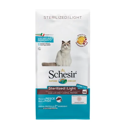 Schesir Sterilized & Light karma dla kotów, bogata w ryby, z naturalnymi składnikami, bez konserwantów i barwników, niska zawartość tłuszczu, zawiera przeciwutleniacze.