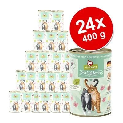 Set 24 conserve GranataPet DeliCATessen, 400 g fiecare, cu etichetă vizibilă: cerb și ton, imagine cu două pisici pe ambalaj. Inscripție mare: 24x 400 g. Set 24 conserve GranataPet DeliCATessen, 400 g fiecare, cu etichetă vizibilă: cerb și ton, imagine cu două pisici pe ambalaj. Inscripție mare: 24x 400 g.