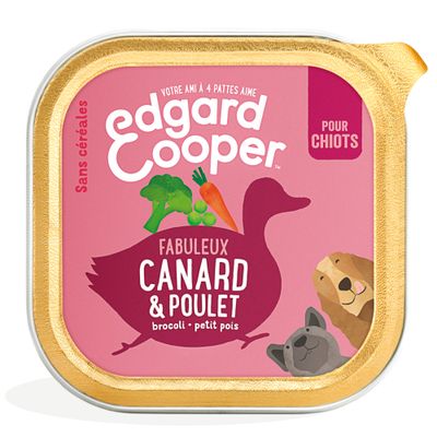 Edgard Cooper Canard & Poulet : Canard 30 %, poulet 26 %, minéraux, carottes 2 %, brocoli 1 %, pommes 1 %, potiron 1 %, pois 1 %, huile de saumon 0,5 %. Sans céréales.