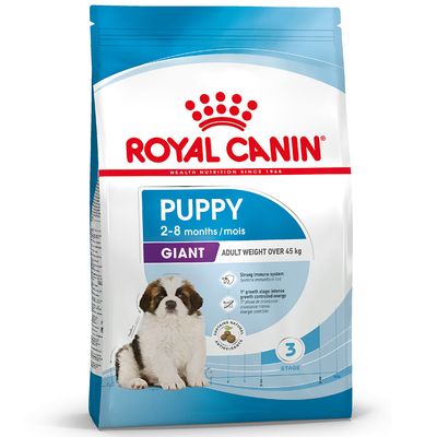 ROYAL CANIN Puppy Giant, 2–8 months, adult weight over 45 kg, contains natural antioxidants, strong immune defence, controlled energy intake.