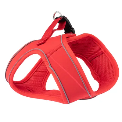 Rotes Hundegeschirr mit reflektierenden Streifen, atmungsaktivem Netzmaterial und Metallring für Leinenbefestigung.