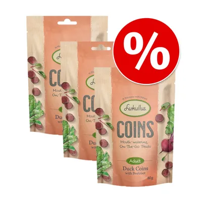 Pack de 3 bolsas Lukullus Coins Adult Duck Coins with Beetroot, 80 g. Oferta indicada por símbolo de porcentaje en círculo rojo.