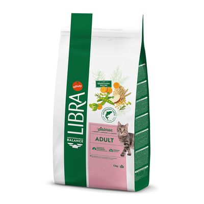 Libra Cat Adult salmón 12 kg