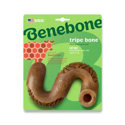 Benebone tripe bone large, aromatisé aux tripes de bœuf, pour chiens de moins de 41 kg. Texte visible : chew your guts out, usa made, grand, grande, gross, stor.