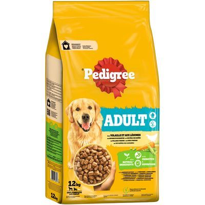 Zak Pedigree Adult hondenvoer, 12 kg. Gele verpakking met afbeelding van een hond, kom brokken en tekst: 'ADULT', 'Natural Ingredients', 'No Pea Protein', 'No Artificial Flavours'.
