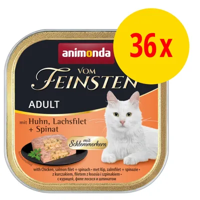 animonda vom Feinsten ADULT mit Huhn, Lachsfilet + Spinat, confezione da 36 vaschette. Immagine di un gatto bianco e del prodotto su piatto nero.