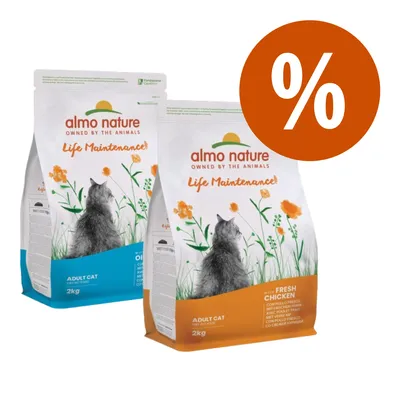 Due confezioni di Almo Nature Life Maintenance per gatti adulti, 2 kg ciascuna. Una variante con pollo fresco visibile. Simbolo percentuale arancione indica offerta o sconto.
