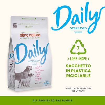 almo nature Daily Sterilised con maiale e riso, sacchetto di plastica riciclabile LDPE+HDPE, per cani adulti di tutte le razze. Tutti i profitti per il pianeta.