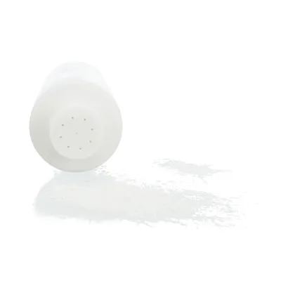 White shaker with fine powder, suitable for precise dosing of powdered products. White shaker with fine powder, suitable for precise dosing of powdered products.