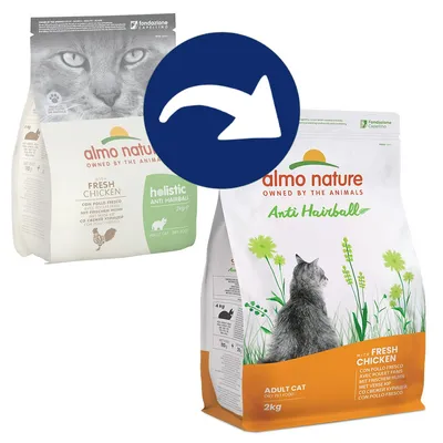 Verpackungsänderung: almo nature Anti Hairball Adult Cat mit frischem Huhn, 2 kg. Neues Design rechts, altes Design links abgebildet.