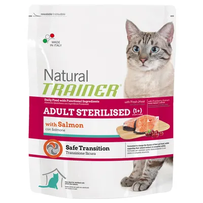 Natural Trainer ADULT STERILISED with Salmon, krmivo pro dospělé sterilizované kočky, obrázek lososa a brusinek, vyrobeno v Itálii, Safe Transition