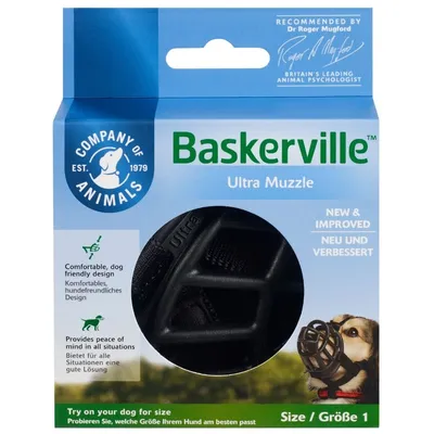 Pakiranje Baskerville Ultra Muzzle, Company of Animals, veličina 1. Vidljiv crni brnjica i tekst: NEW & IMPROVED, Comfortable, dog friendly design, Provides peace of mind in all situations.