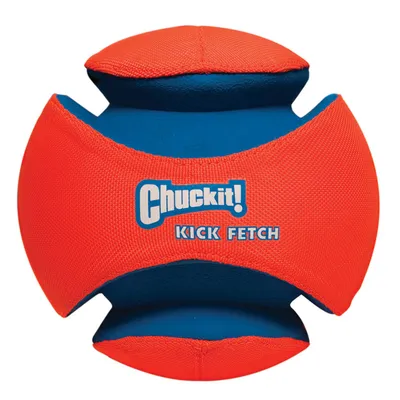 Chuckit! Kick Fetch -pallo oranssina ja sinisenä, tuotemerkki ja tuotenimi näkyvissä.