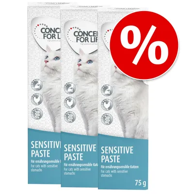 Lot de 3 tubes Concept for Life Sensitive Paste pour chats, 75 g chacun, texte visible : 'For cats with sensitive stomachs', symbole pourcentage rouge indiquant une offre ou promotion.