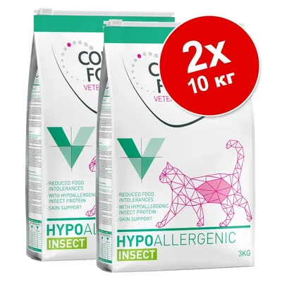 Два пакета храна за котки с надпис HYPOALLERGENIC INSECT, 3 кг. Червен кръг с бял текст: 2x 10 кг.