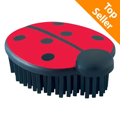 Spazzola in plastica a forma di coccinella con setole nere. Etichetta arancione in alto a destra con testo: Top Seller.
