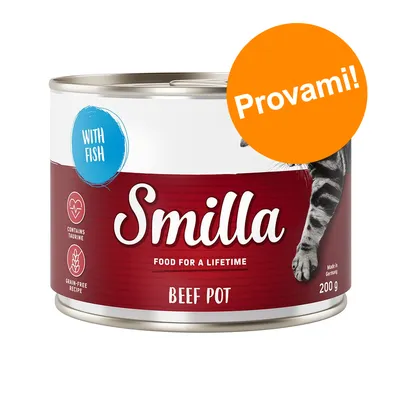 Smilla Beef Pot, 200 g, con scritte: WITH FISH, CONTAINS TAURINE, GRAIN-FREE RECIPE, FOOD FOR A LIFETIME. Etichetta arancione: Provami!