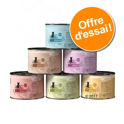 Lot de 6 boîtes catz finefood Classic pour chat, différentes variétés visibles, texte sur pastille orange : Offre d’essai ! Lot de 6 boîtes catz finefood Classic pour chat, différentes variétés visibles, texte sur pastille orange : Offre d’essai !