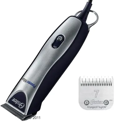 Oster PowerMax klippemaskine med tænd/sluk-knap og udskifteligt skær. Skær mærket: 7, Oster, CryogenX AgION, USA.