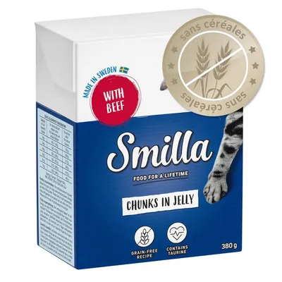 Smilla Chunks in Jelly, 380 g, made in Sweden, with beef, sans céréales, contient de la taurine, recette sans céréales, alimentation pour chats visible sur l’emballage. Smilla Chunks in Jelly, 380 g, made in Sweden, with beef, sans céréales, contient de la taurine, recette sans céréales, alimentation pour chats visible sur l’emballage.