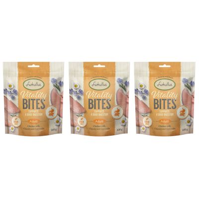 Lukullus Vitality Bites Adult, chicken with chicory and chamomile, supports good digestion, grain-free, 200g.