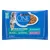Purina ONE Spécial Chat d'Intérieur, 4 plicuri x 85g. Două cu ton și fasole verde, două cu vițel și morcovi. Text în franceză pe ambalaj. Imagine cu pisică și hrană umedă.