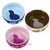 Drei Futternäpfe in Blau, Braun und Rosa mit Hundesilhouetten auf der Innenseite und aussen dekorativen Mustern.