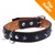 Collier pour chien en cuir noir et marron avec rivets et étoiles métalliques, boucle argentée. Bande orange en haut à droite avec texte anglais : Top Seller. Collier pour chien en cuir noir et marron avec rivets et étoiles métalliques, boucle argentée. Bande orange en haut à droite avec texte anglais : Top Seller.