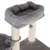 Arbre à chat gris avec plateforme rembourrée, poteaux en sisal beige et balle suspendue. Base et hamac visibles, revêtement en tissu doux.