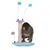 Arbre à chat avec poteau en sisal, base en tissu bleu et violet, trois jouets à pompons sur ressorts, chat tigré debout à côté de la structure.