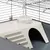 Kleintierkäfig mit Kunststoffplattform, integriertem Fressnapf, Treppe und Unterstand. Metallgitter mit Hakenverschluss sichtbar.