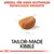 Speziell für Rottweiler entwickelte Krokette, massgeschneidert mit einer Grösse von 1 cm. Royal Canin Logo sichtbar.