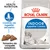 Royal Canin Indoor Appetite Control, controlo da ingestão excessiva, tamanho do croquete adaptado. Embalagem com imagem de gato e croquetes visíveis. Royal Canin Indoor Appetite Control, controlo da ingestão excessiva, tamanho do croquete adaptado. Embalagem com imagem de gato e croquetes visíveis.