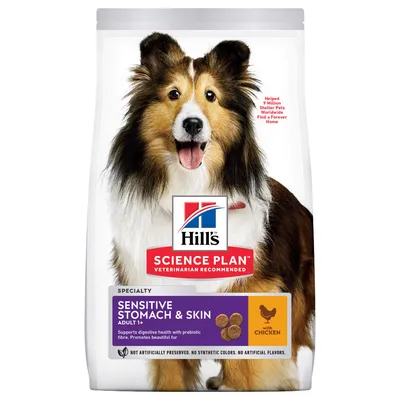 Hill's Science Plan Sensitive Stomach & Skin Adult+ cu pui. Susține sănătatea digestivă și blana frumoasă. Fără conservanți, coloranți sau arome artificiale.