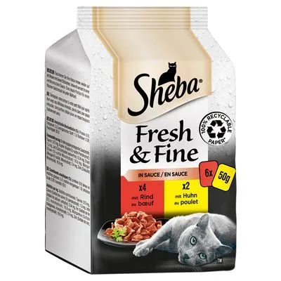 Sheba Fresh & Fine kattenvoer, 6x50g, 4x rund, 2x kip, in saus. 100% recyclebaar papier. Afbeelding van een kat en voer op de verpakking.