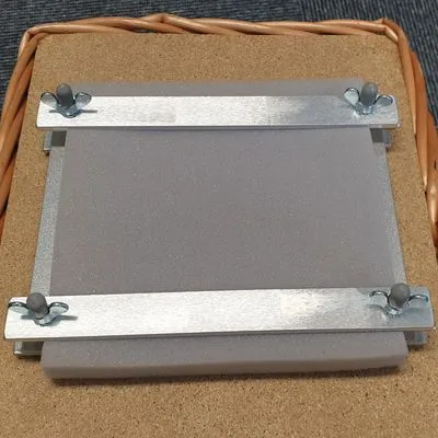 Aumüller Hondenfietsmand voor Bagagedrager met Tralies