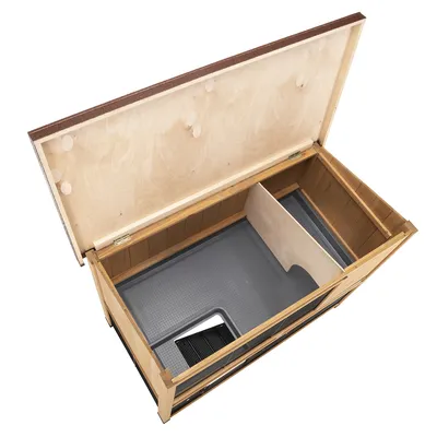 Scatola in legno con coperchio aperto, interno con divisorio e vaschetta in plastica rimovibile. Adatta per facile pulizia e organizzazione.