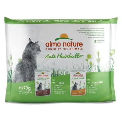 Almo Nature Anti Hairball multipack kattenvoer, 6x70g. Met rund en kip. Op de verpakking staat een kat en afbeeldingen van de blikjes met productnamen en smaken.