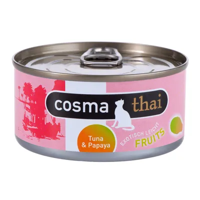 Puszka Cosma Thai Fruits, widoczne napisy: Tuna & Papaya, EXOTISCH LEICHT FRUITS. Grafika kota i palmy na różowym tle.
